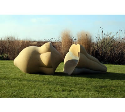 Parting Company II, 1996, by Peter Randall-Page, photo: Peter Randall Page. Golden limestone © Peter Randall Page