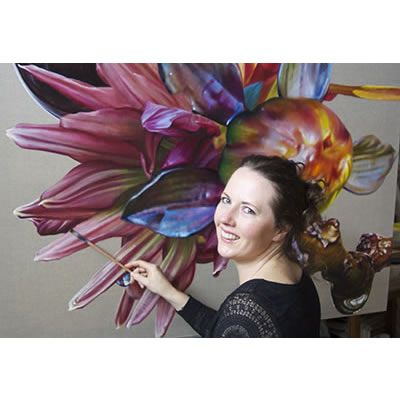 Anne Middleton painting Stellar diabolus (Star of Lucifer): 2011