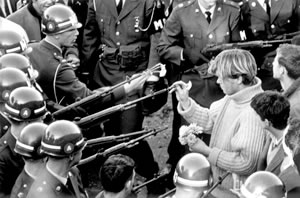 Anti-Vietnam demonstrators at the Pentagon Building  Photo: Bernie Boston The Washington Post via Getty Images  