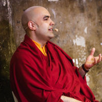 Gelong Thubten